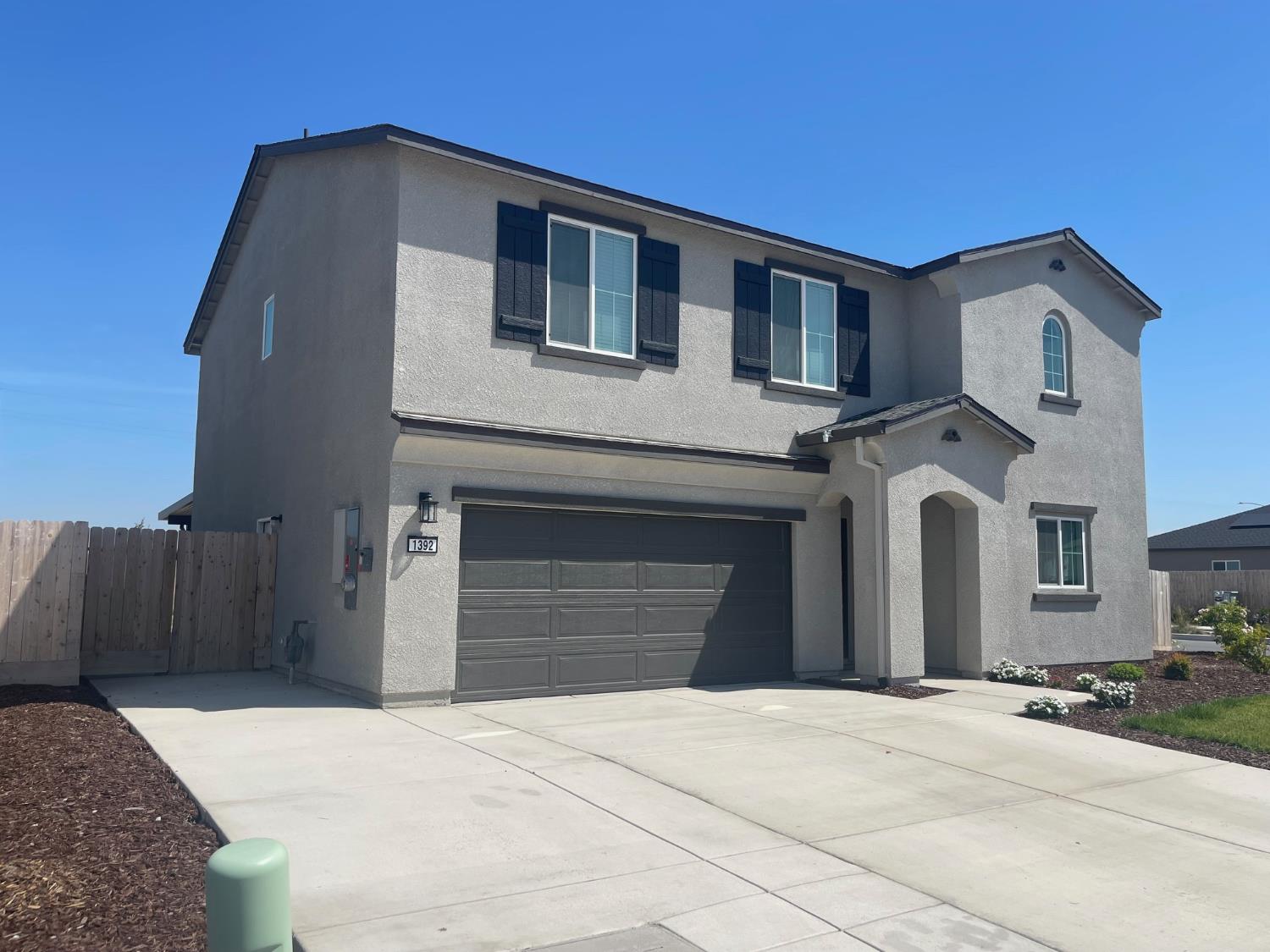 1392 Clara Court Fowler, CA 93625 - Photo 3 of 34