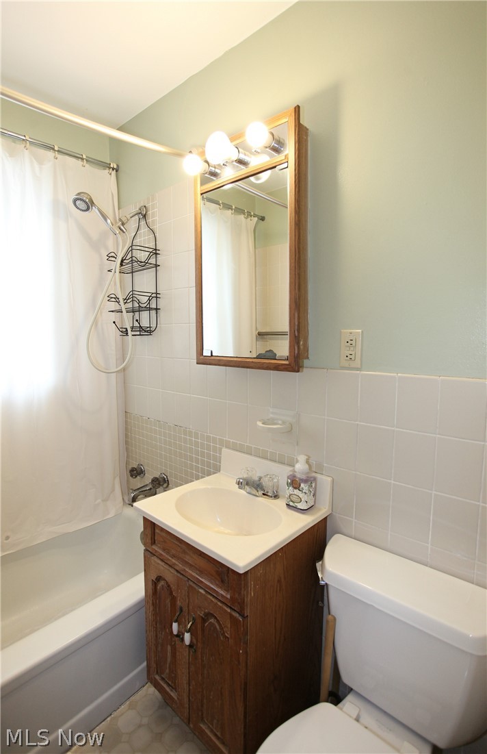 23993 Maple Ridge Road North Olmsted, OH 44070 - Photo 18 of 35 Gallery Image 18