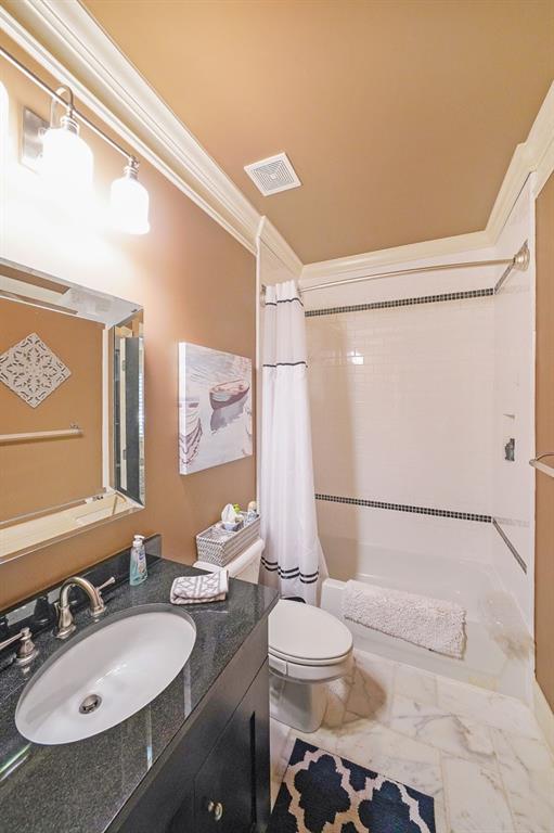 9062 Riverbend Manor Alpharetta, GA 30022 - Photo 30 of 36 a bathroom with a sink mirror vanity and toilet