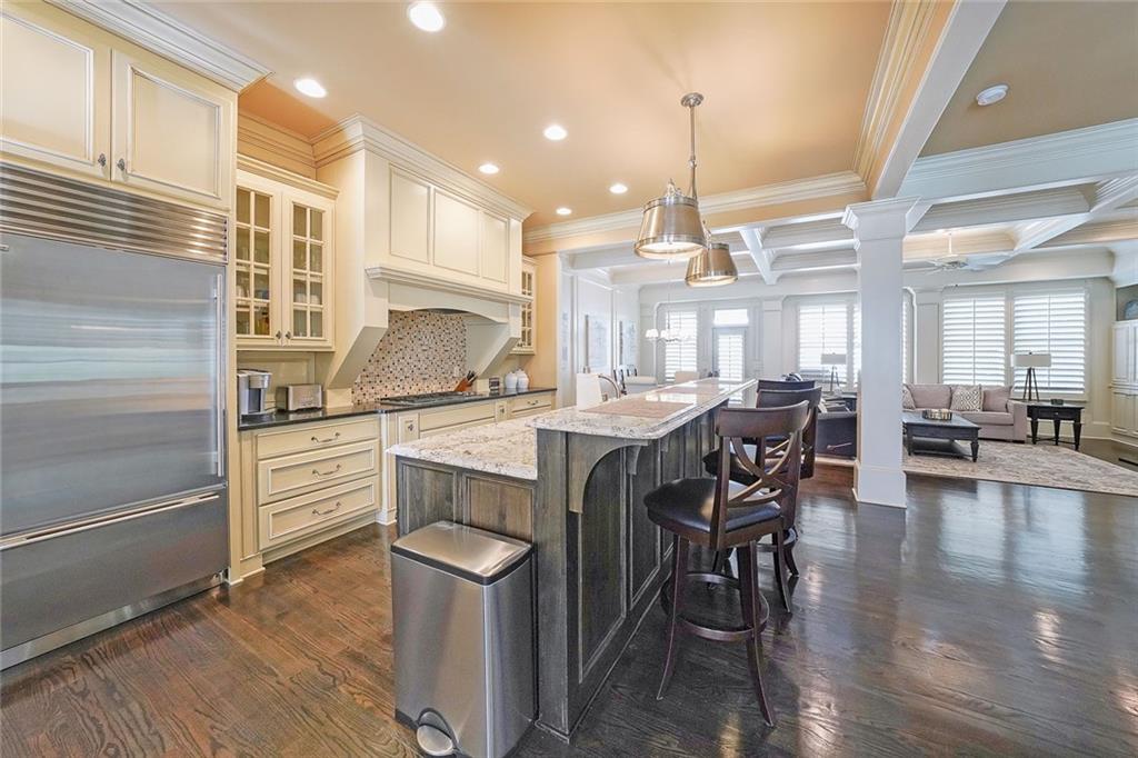 9062 Riverbend Manor Alpharetta, GA 30022 - Photo 8 of 36