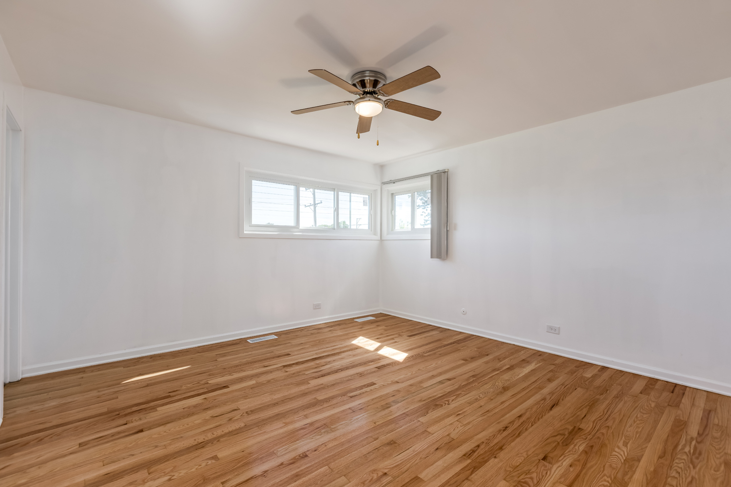 7745 Beckwith Road Morton Grove, IL 60053 - Photo 21 of 39