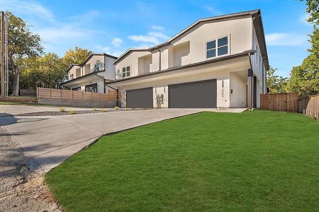 $699,000 | 2005 Hearne Avenue, Dallas, TX 75208