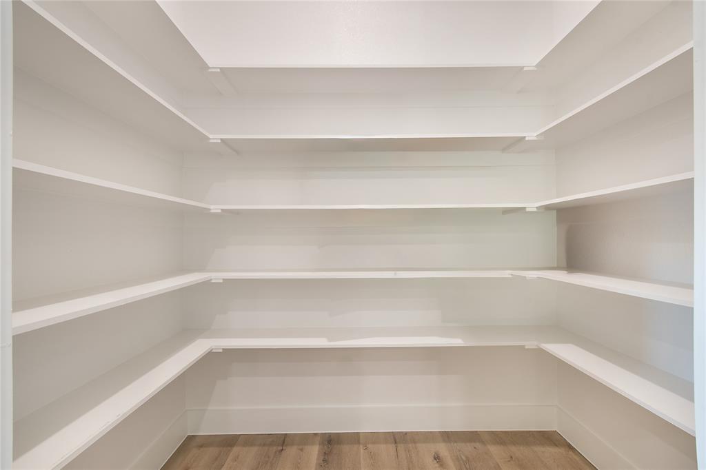 2005 Hearne Avenue Dallas, TX 75208 - Photo 8 of 37