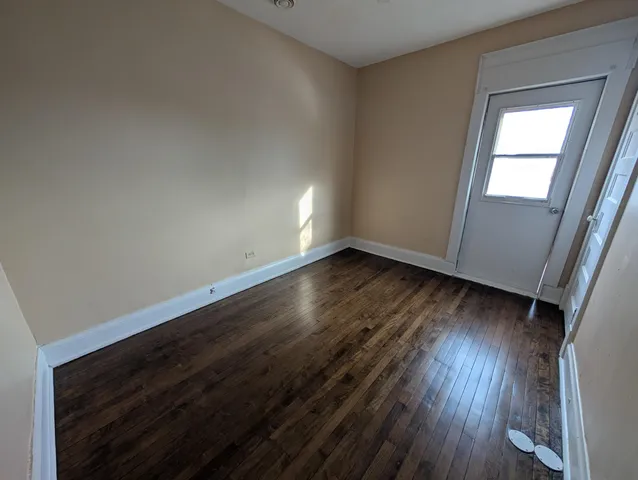 $214,900 | 2631 North Richards Street, Milwaukee, WI 53212