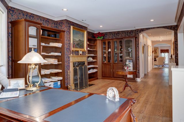 $625,000 | 542 Sheridan Road, Unit 2, Evanston, IL 60202