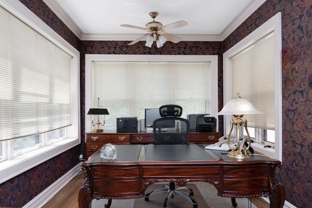 $625,000 | 542 Sheridan Road, Unit 2, Evanston, IL 60202