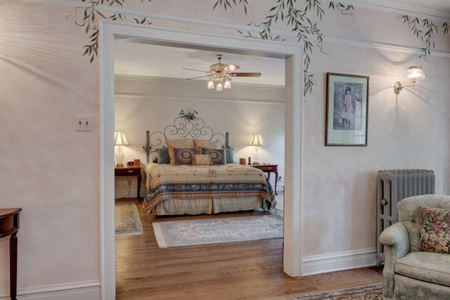 $625,000 | 542 Sheridan Road, Unit 2, Evanston, IL 60202