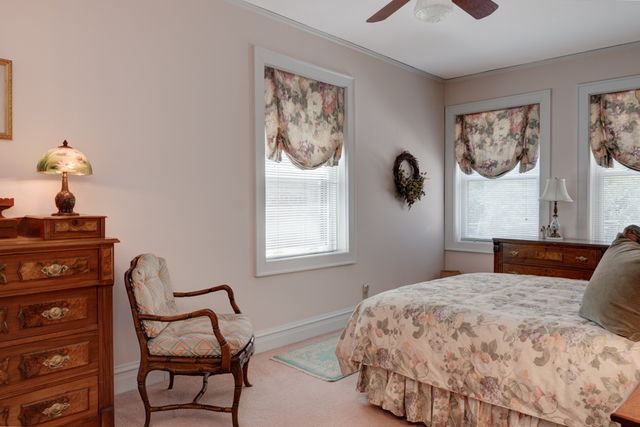 $625,000 | 542 Sheridan Road, Unit 2, Evanston, IL 60202