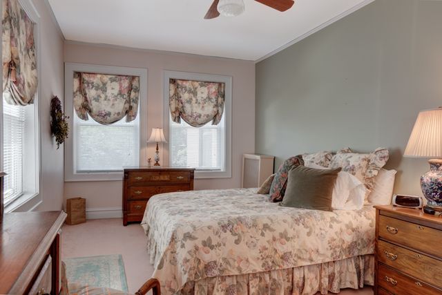 $625,000 | 542 Sheridan Road, Unit 2, Evanston, IL 60202