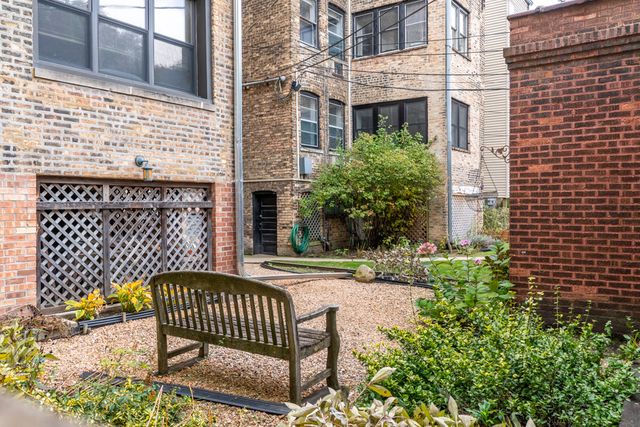 $625,000 | 542 Sheridan Road, Unit 2, Evanston, IL 60202