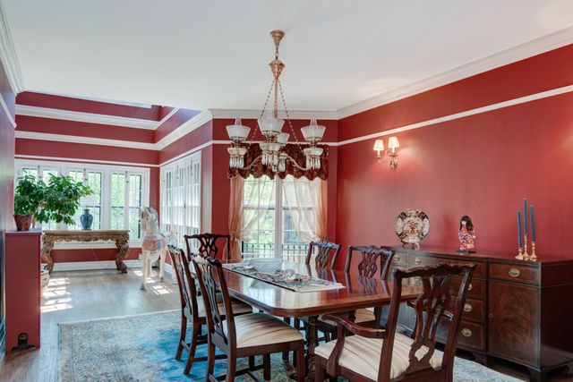 $625,000 | 542 Sheridan Road, Unit 2, Evanston, IL 60202