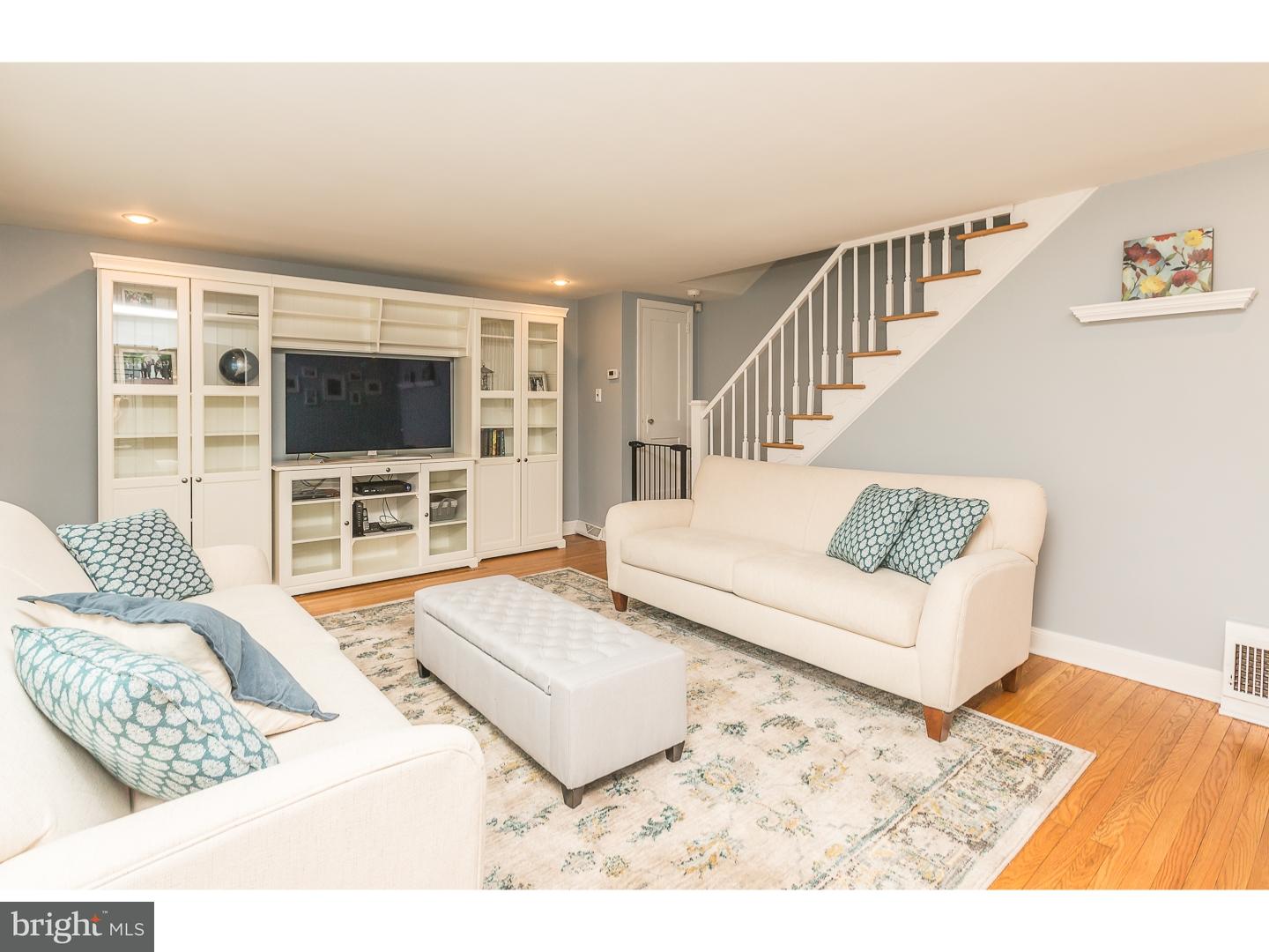 804 Earlington Road Havertown, PA 19083 - Photo 3 of 25