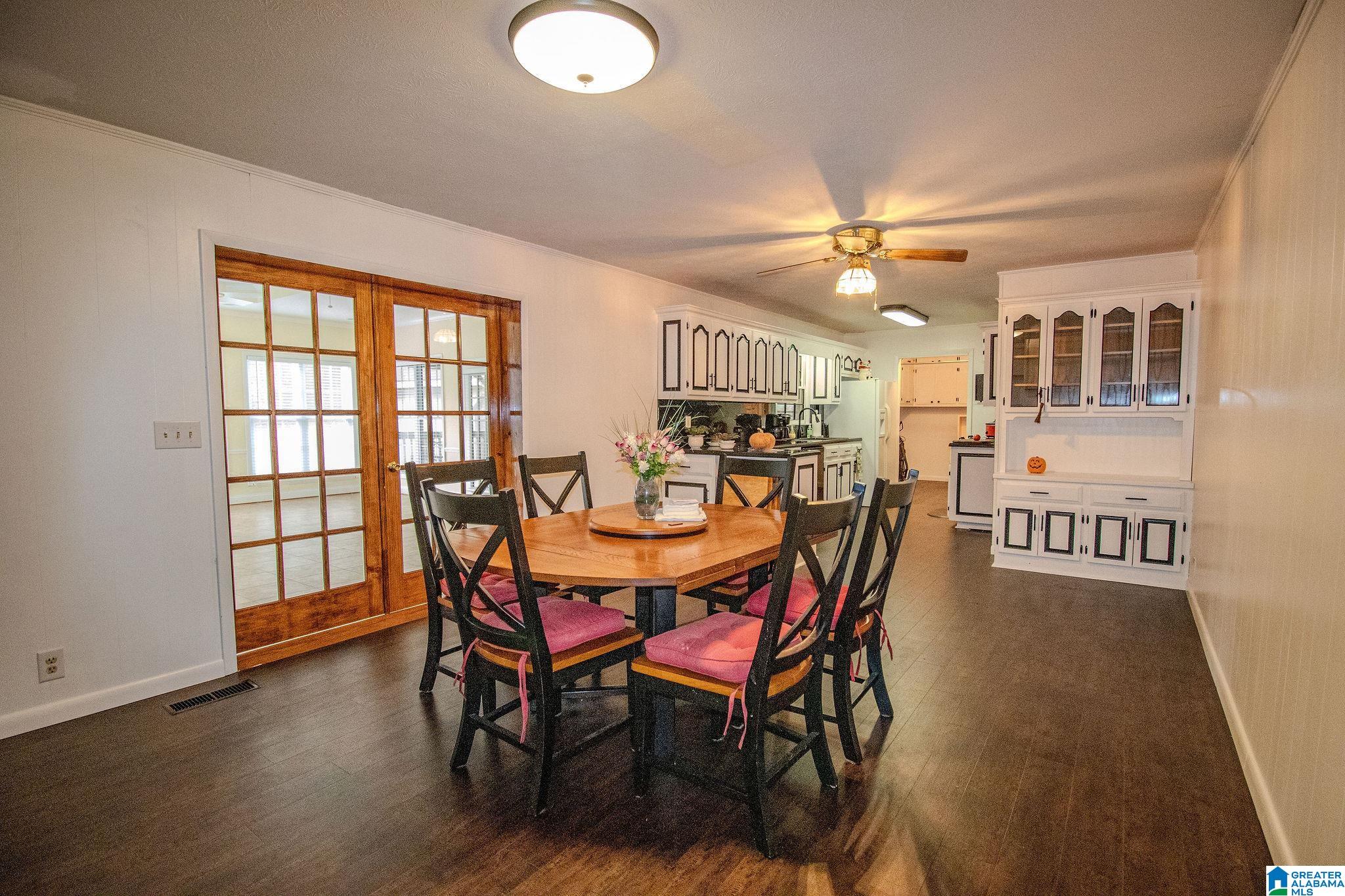 1304 Robertson Road Anniston, AL 36207 - Photo 5 of 43