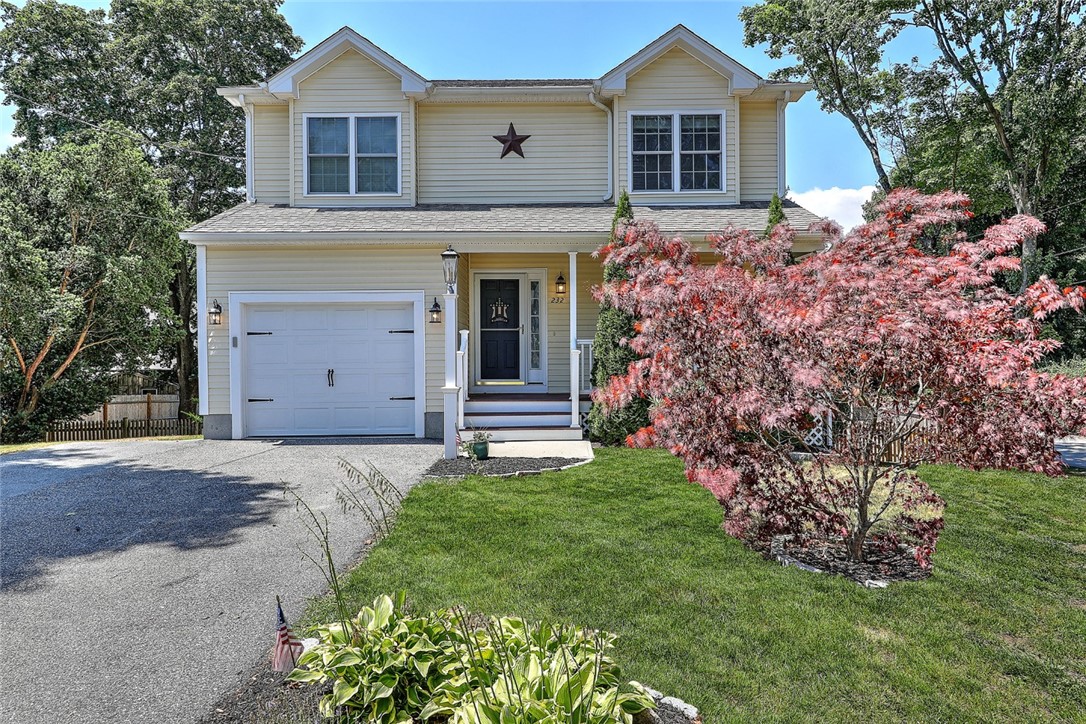 232 Iroquois Road Cumberland, RI 02864 - Photo 1 of 44