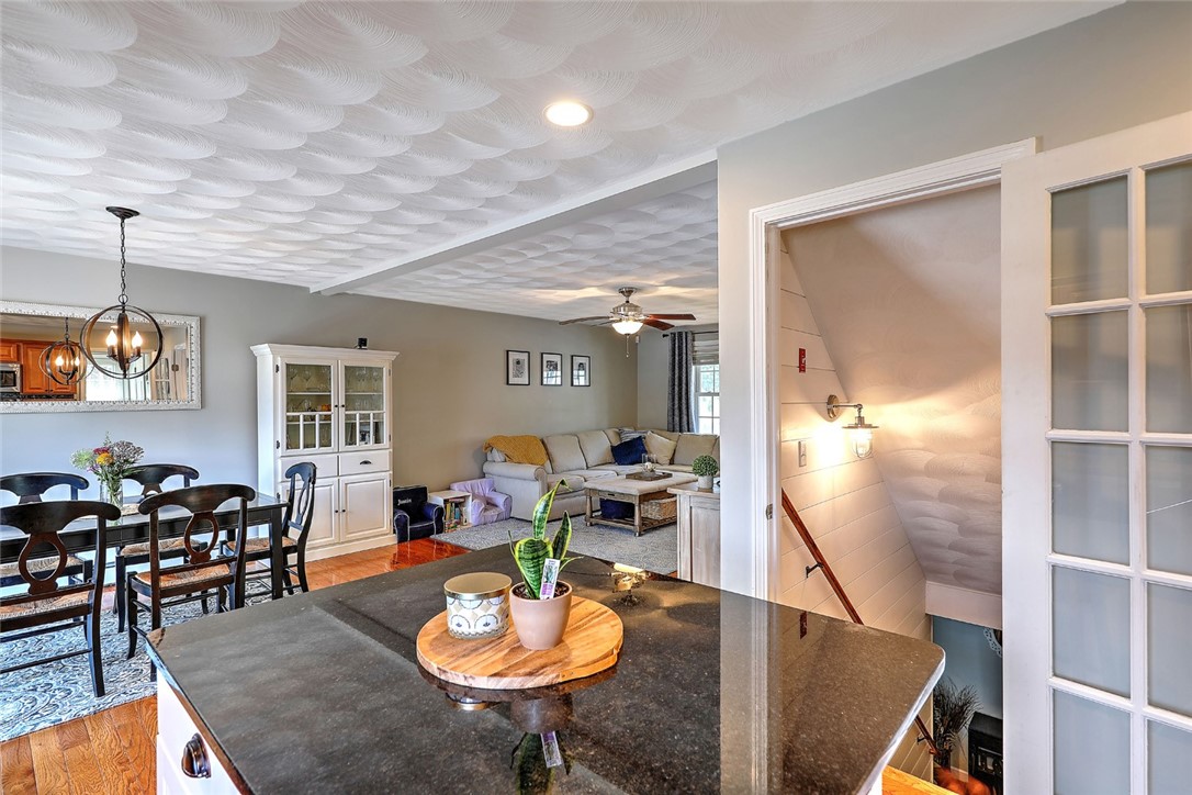 232 Iroquois Road Cumberland, RI 02864 - Photo 22 of 44