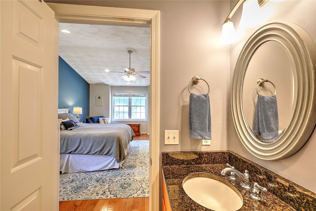 232 Iroquois Road Cumberland, RI 02864 - Photo 28 of 44