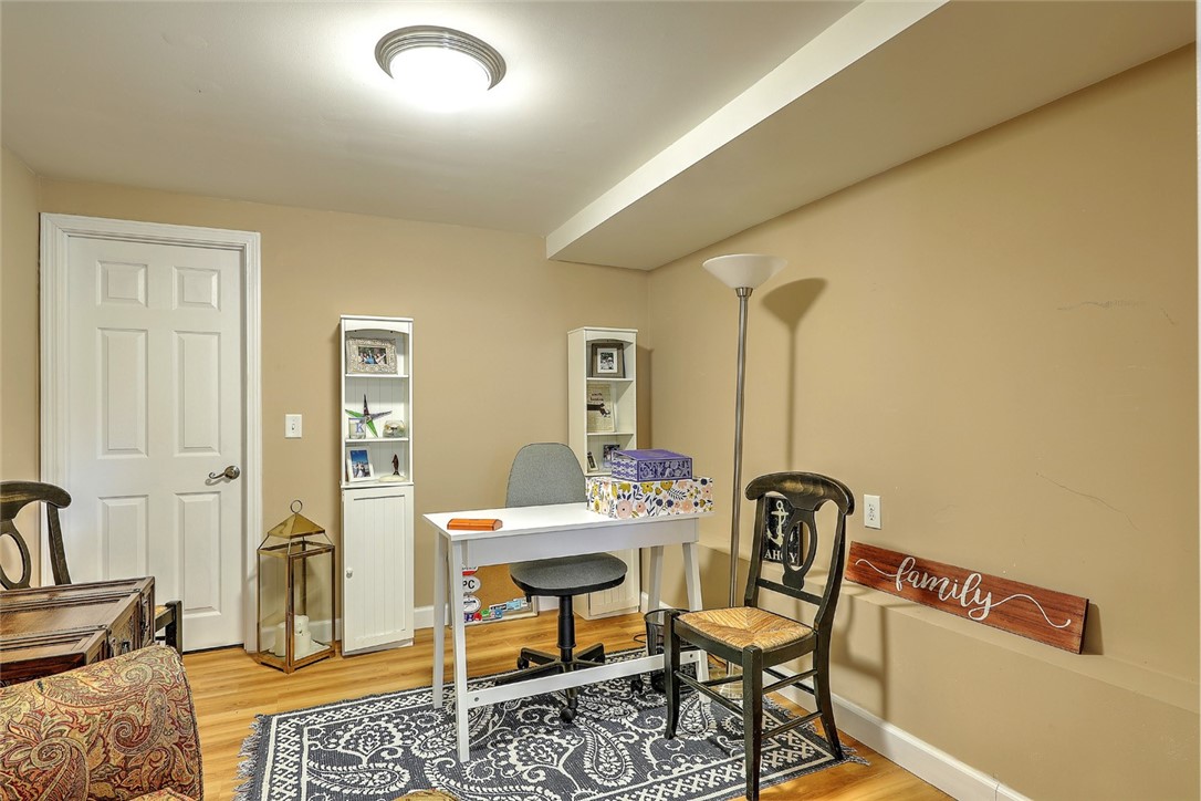 232 Iroquois Road Cumberland, RI 02864 - Photo 36 of 44