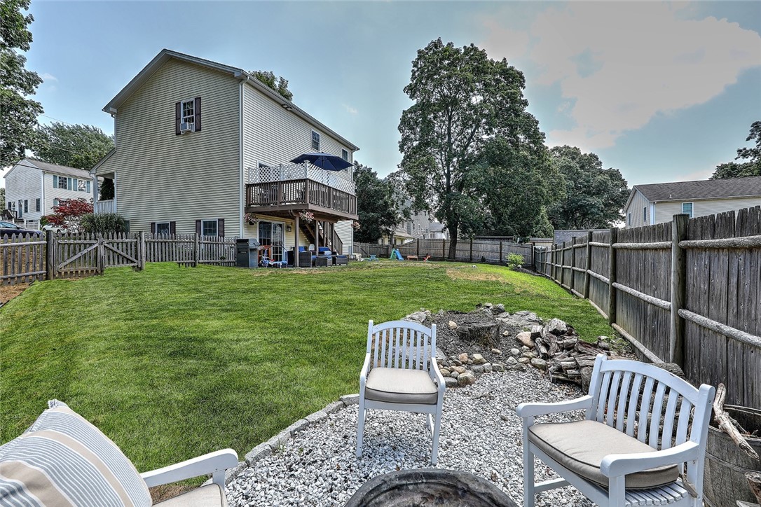 232 Iroquois Road Cumberland, RI 02864 - Photo 41 of 44