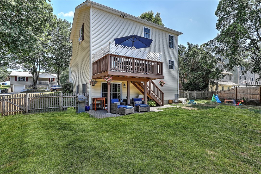 232 Iroquois Road Cumberland, RI 02864 - Photo 43 of 44