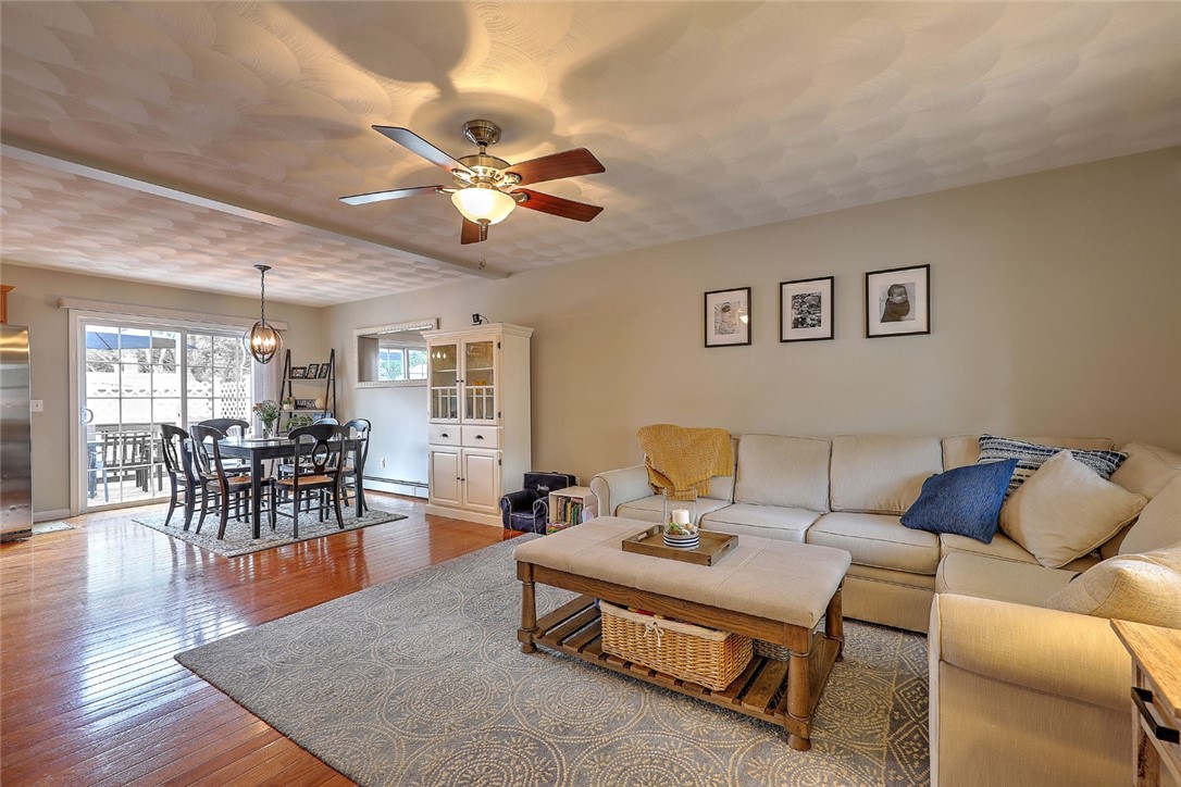 232 Iroquois Road Cumberland, RI 02864 - Photo 8 of 44