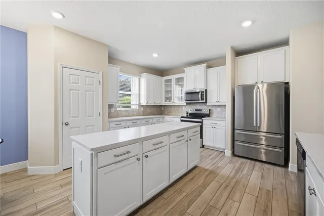 $525,000 | 2557 St Lucia Circle, Vero Beach, FL 32967