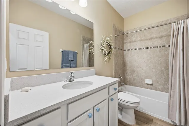 $525,000 | 2557 St Lucia Circle, Vero Beach, FL 32967