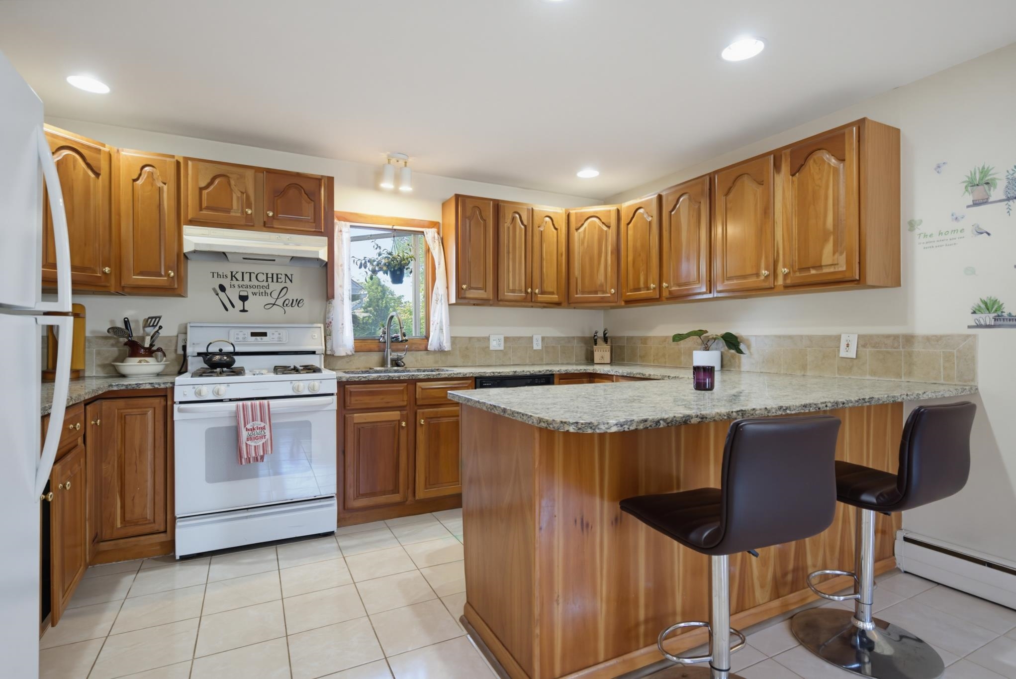 25 Crowley Street Manchester, NH 03103 - Photo 13 of 42 Gallery Image 13