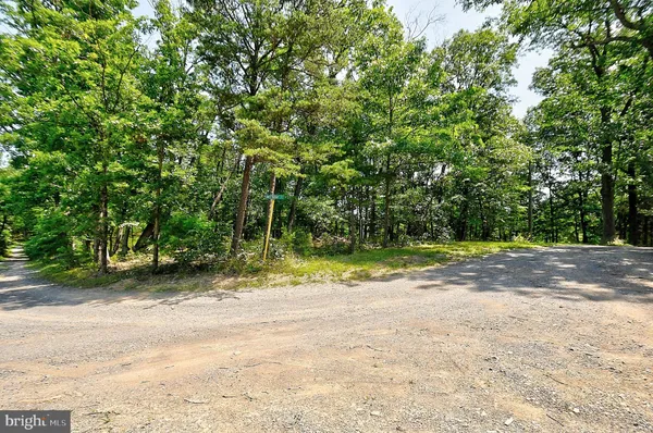 $619,000 | 121 Sweetbriar Lane, Winchester, VA 22603