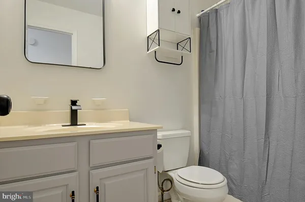 $619,000 | 121 Sweetbriar Lane, Winchester, VA 22603