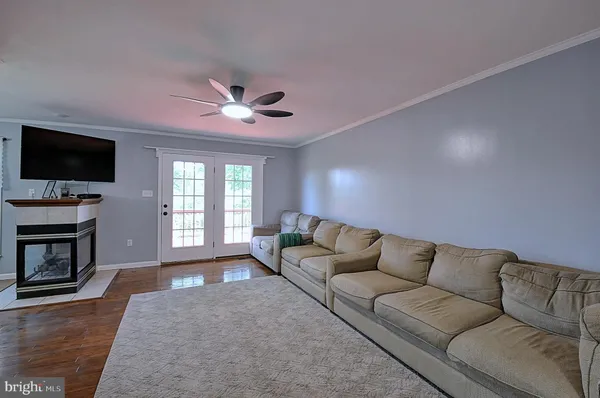 $619,000 | 121 Sweetbriar Lane, Winchester, VA 22603