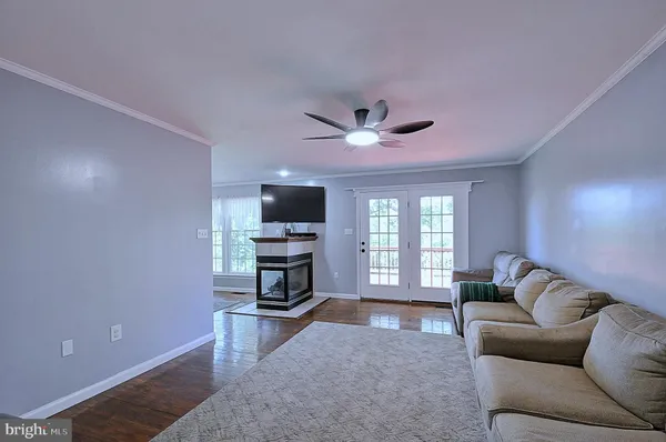 $619,000 | 121 Sweetbriar Lane, Winchester, VA 22603