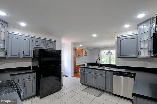 $619,000 | 121 Sweetbriar Lane, Winchester, VA 22603