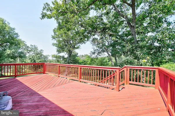 $619,000 | 121 Sweetbriar Lane, Winchester, VA 22603