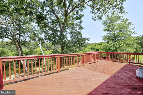 $619,000 | 121 Sweetbriar Lane, Winchester, VA 22603