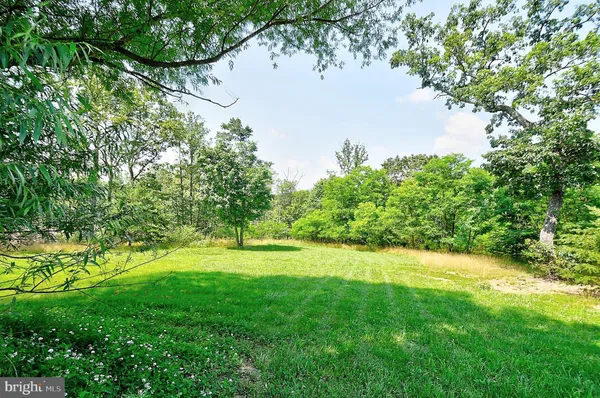 $619,000 | 121 Sweetbriar Lane, Winchester, VA 22603