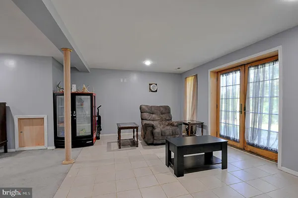 $619,000 | 121 Sweetbriar Lane, Winchester, VA 22603