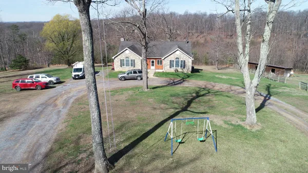 $619,000 | 121 Sweetbriar Lane, Winchester, VA 22603