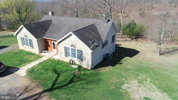 $619,000 | 121 Sweetbriar Lane, Winchester, VA 22603