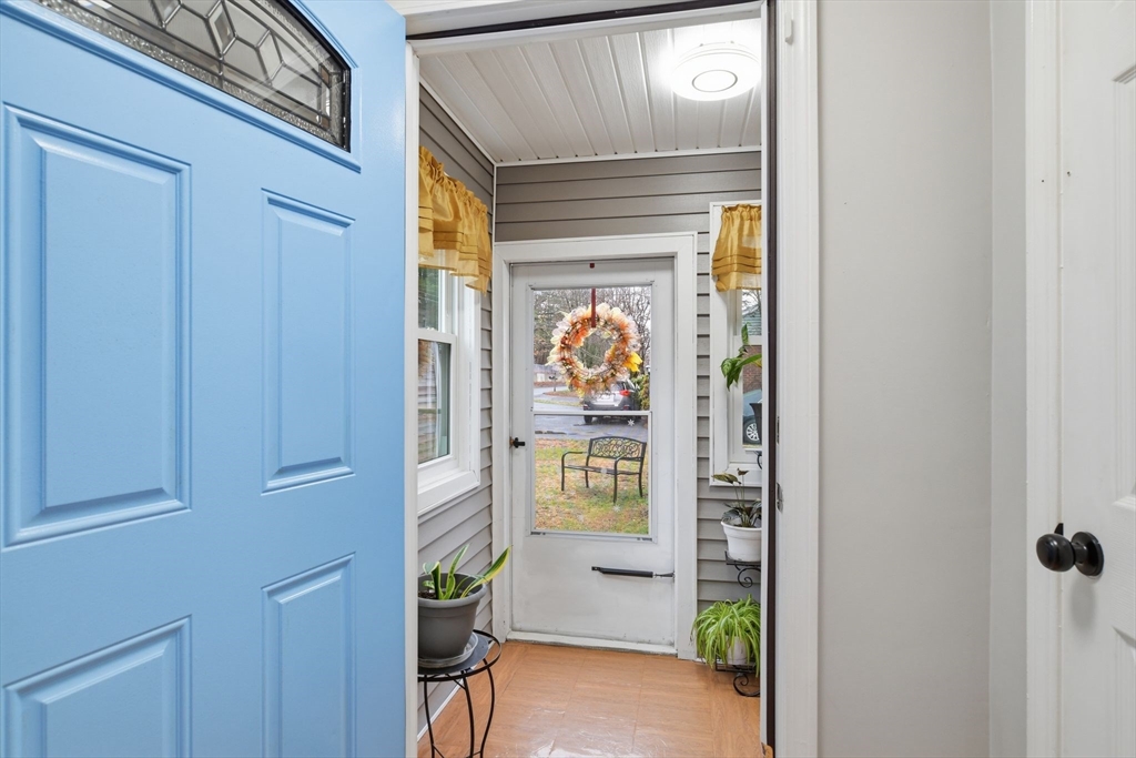 569 Cooley Street Springfield, MA 01128 - Photo 3 of 42