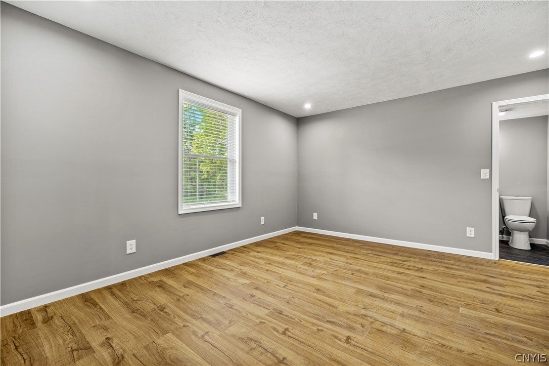 9585 Roberts Road Sauquoit, NY 13456 - Photo 14 of 27 Gallery Image 14