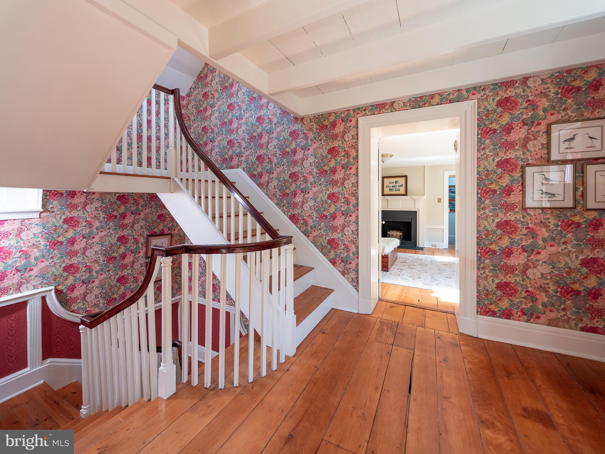 3 Belmont Way Holland, PA 18966 - Photo 53 of 82 Foyer area on the second floor flanked in bedrooms