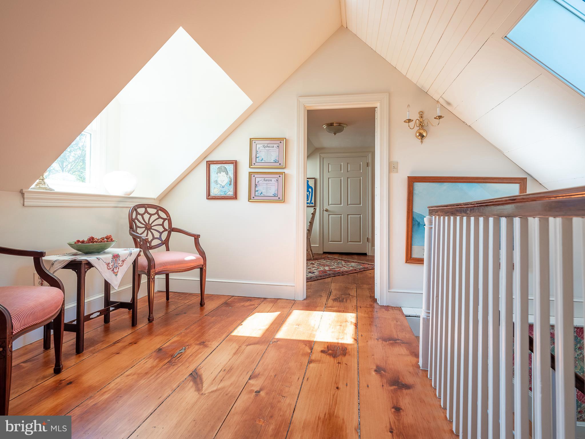 3 Belmont Way Holland, PA 18966 - Photo 65 of 82 Third floor foyer with skylights