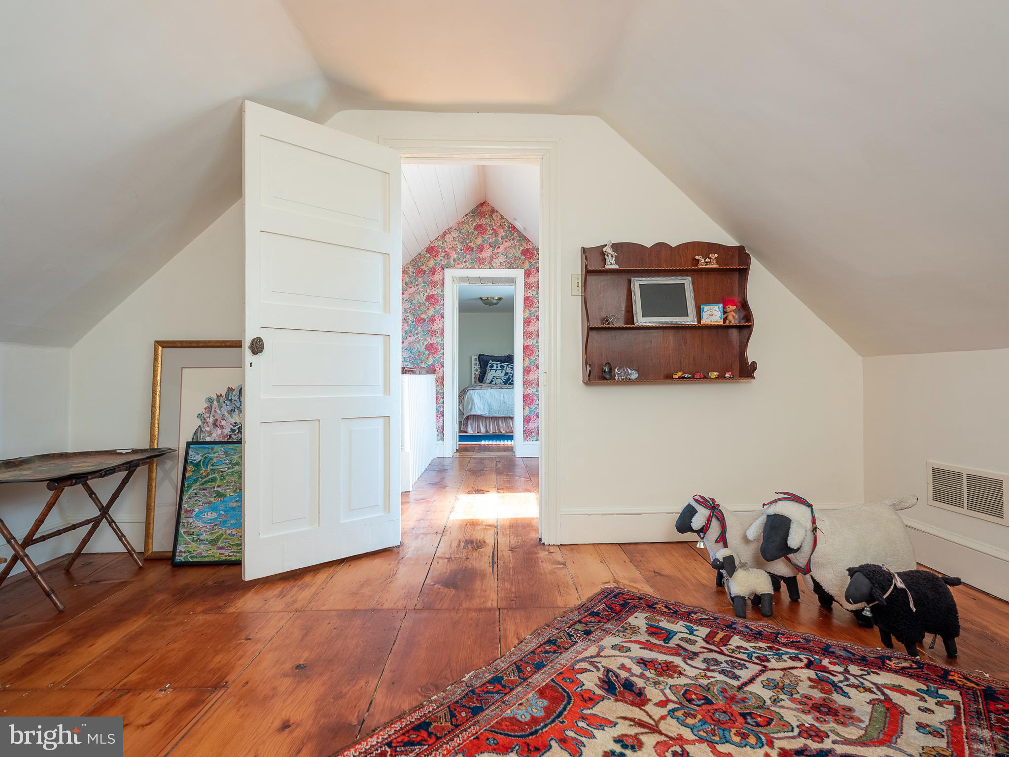 3 Belmont Way Holland, PA 18966 - Photo 69 of 82 Third floor looking onto the foyer