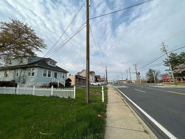 $5,000 | 9119 Belair Road, Nottingham, MD 21236