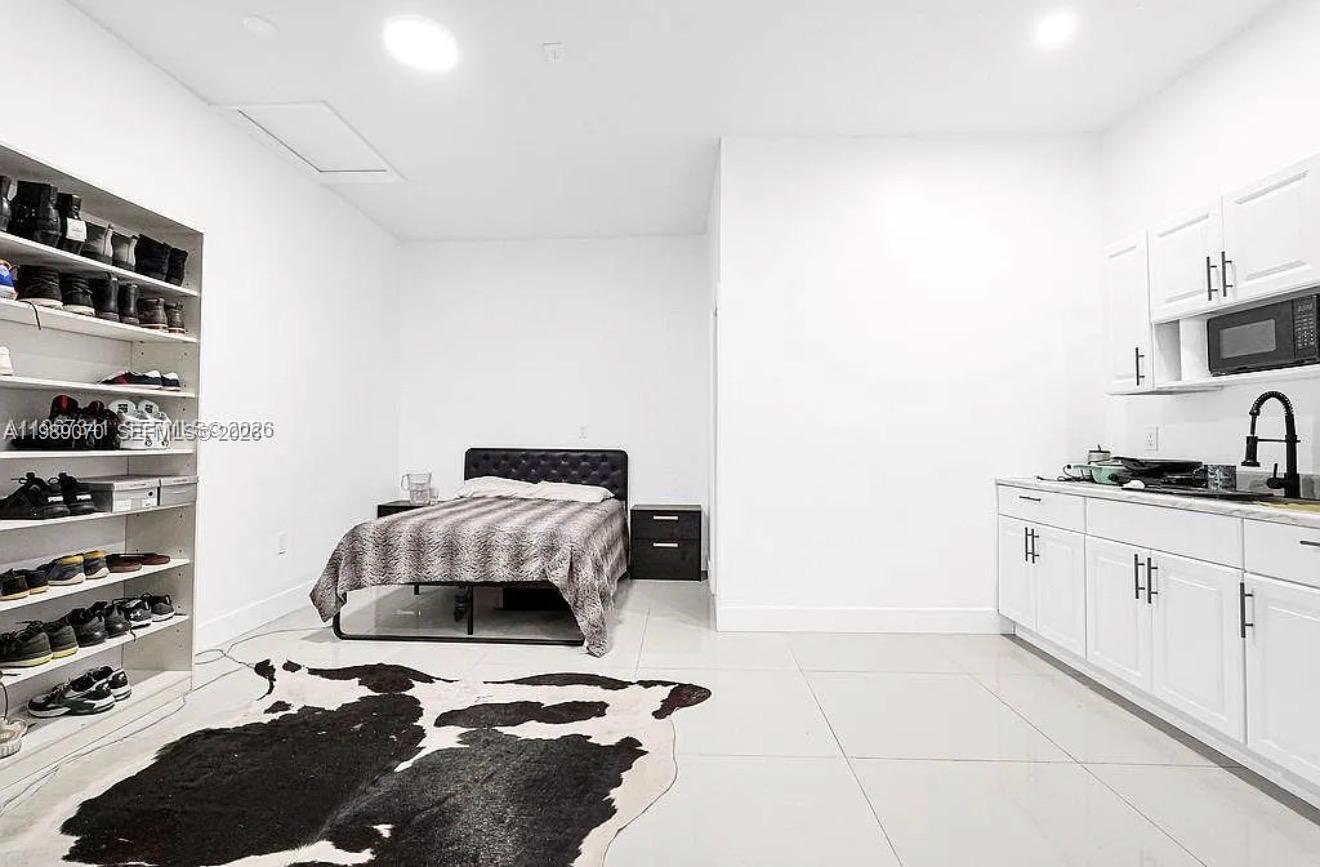 12735 Southwest 211th Street, Unit 1 Miami, FL 33177 - Photo 2 of 4