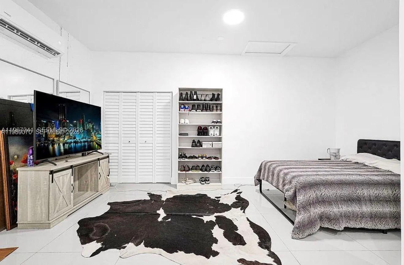 12735 Southwest 211th Street, Unit 1 Miami, FL 33177 - Photo 3 of 4