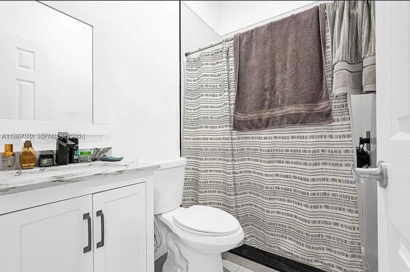 12735 Southwest 211th Street, Unit 1 Miami, FL 33177 - Photo 4 of 4