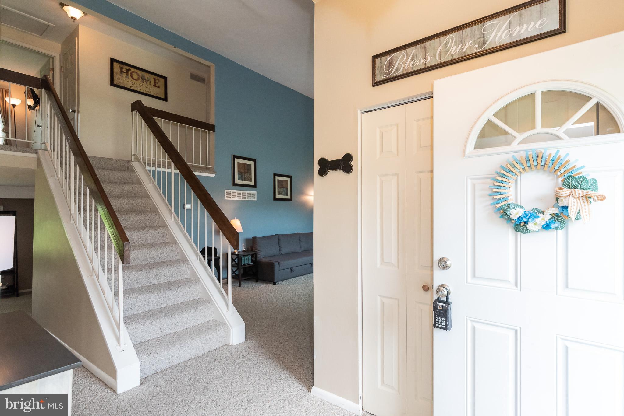 9104 Bowline Road Baltimore, MD 21236 - Photo 8 of 49 Foyer