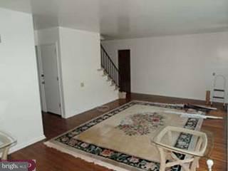 320 Golf Hills Road Havertown, PA 19083 - Photo 3 of 6