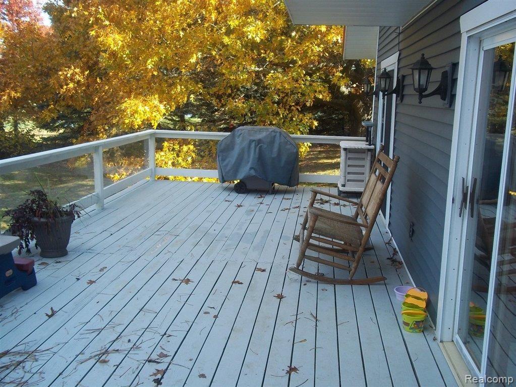 1094 West Maple Rapids Road St. Johns, MI 48879 - Photo 16 of 25 Deck